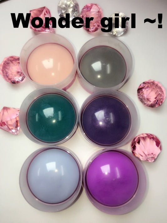 Wonder girl  Colored Powders