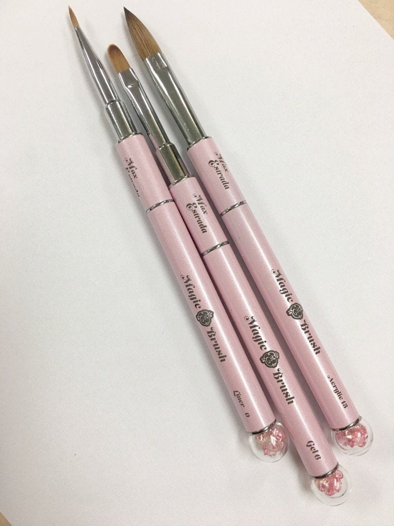 Pink Magic brush set