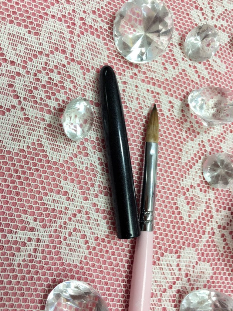 petit Macaroon, licorice  (oval 8)