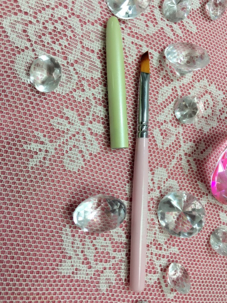 petit Macaroon, lemon (gel polish french art)